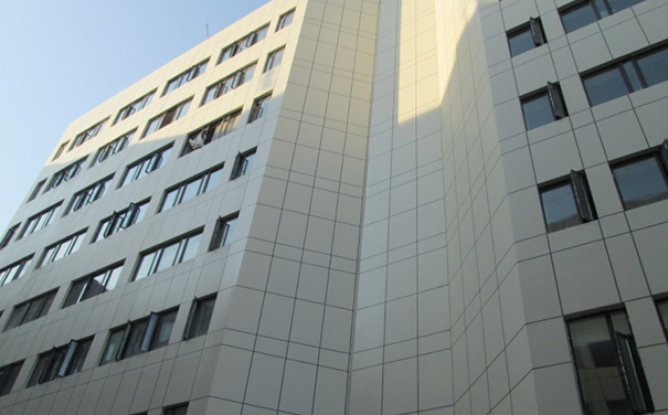 氟碳漆與普通漆的區(qū)別是什么?