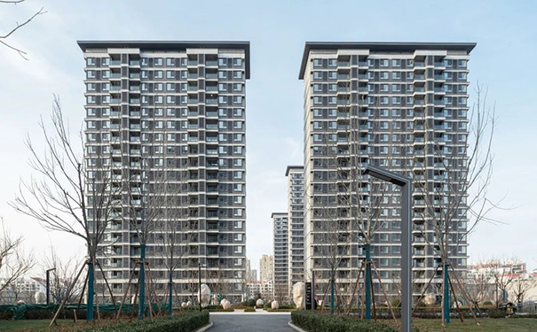 立邦為標桿房企提升“外墻質(zhì)感仿石涂料”品質(zhì)交付力！