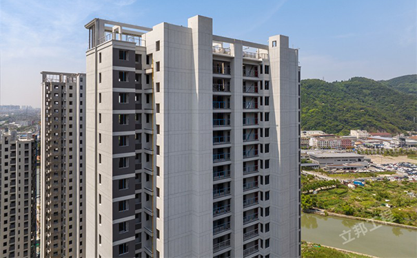 真石漆外墻壽命和優(yōu)缺點介紹