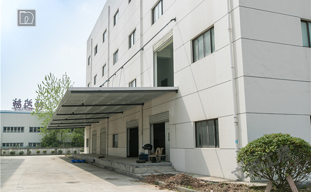 外墻丙烯酸涂料是什么材料？